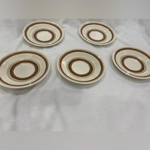 Five retro Santa Fe stoneware plates marked USA